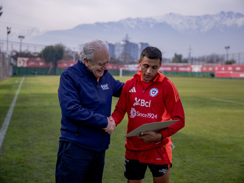 Académico de INAF, Felipe Castillo, destaca con ponencia en el Primer Congreso Interdisciplinar Autopoiesis y Cognición
